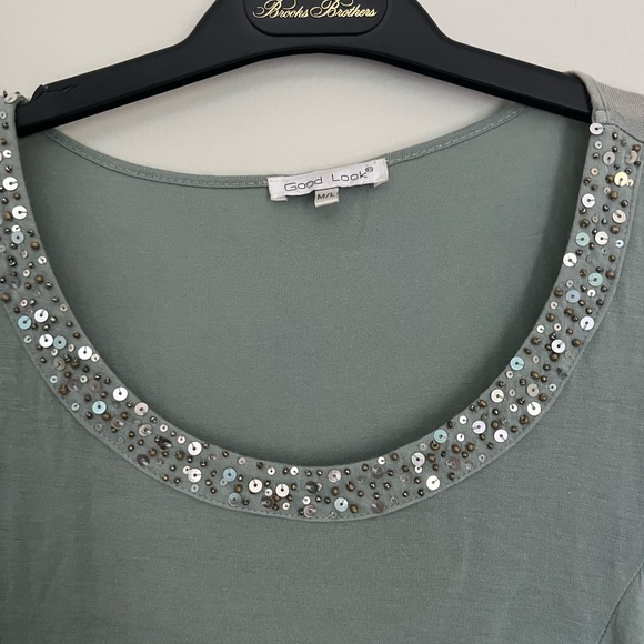 Good Look green top w/rhinestones around collar - Picture 3 of 3